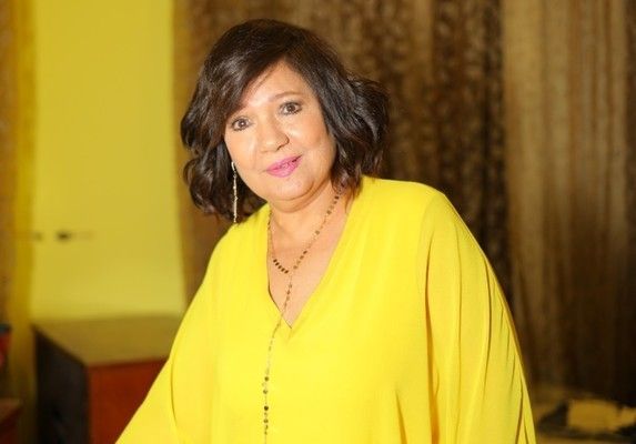 شاهد .. صورة نادرة من زفاف عايدة رياض ومحرم فؤاد