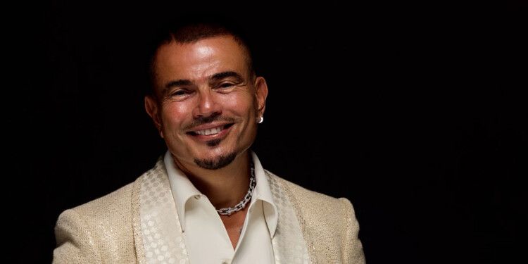 شاهد .. هكذا إختار عمرو دياب في الماضي إسم شهرته الحالي