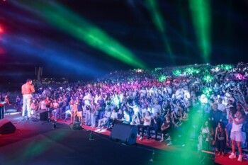 شاهد .. God Save the Queen في أعياد بيروت .. أمسية تُلهب الذاكرة وتُحيي أسطورة كوين