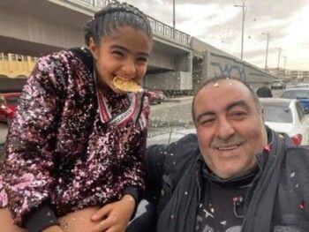 شاهد .. بعد وفاة والدها.. صور نادرة لإبنة روبي من سامح عبد العزيز