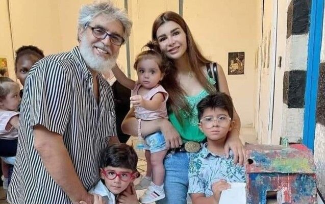 شاهد .. إبنة عباس النوري تتدخل في عاداته اليومية وتغيّر كل قراراته - بالفيديو