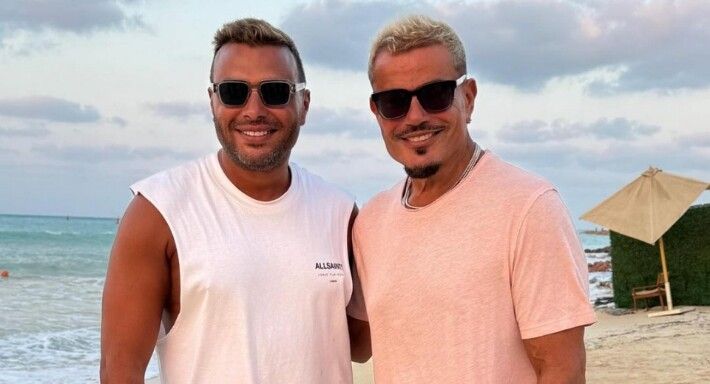 شاهد .. رامي صبري في دائرة الإتهام بسبب عمرو دياب