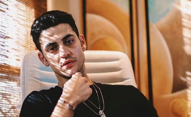 شاهد .. بعد وعكته الصحية.. آدم الشرقاوي يوجه رسالة شكر