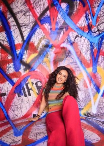 شاهد .. بعد أن طرحت 4 أغنيات منه .. هذه تفاصيل ألبوم لطيفة التونسية الجديد