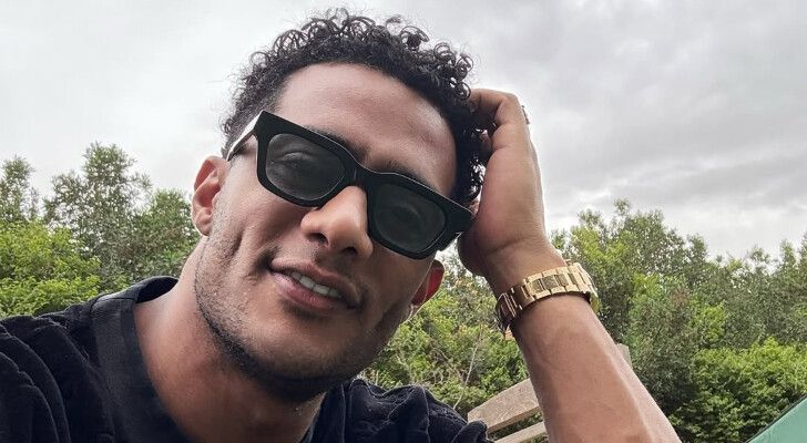 شاهد .. رومانسية محمد رمضان تلفت الأنظار: "معاكي ببقى بيبي"