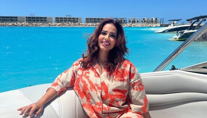 شاهد .. رنا سماحة تحتفل بتخرجها من الجامعة