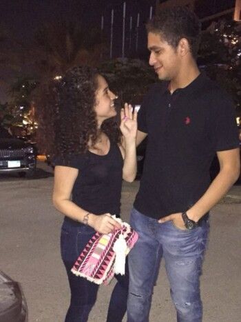 شاهد .. من الطفولة إلى الزواج.. رنا رئيس توثّق قصة حبها برسالة مؤثرة