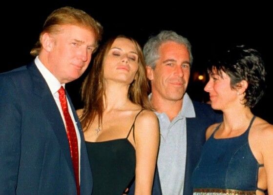 شاهد .. قبل الفضائح... ليلة مثيرة جمعت ترامب وإبستين في التسعينيات