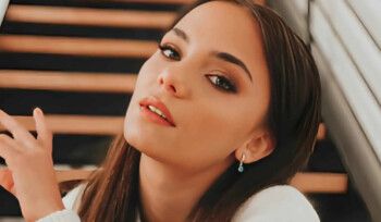 شاهد .. ممثلة شهيرة تكشف تعرضها للضرب والإهانة من زميلتها في المسلسل