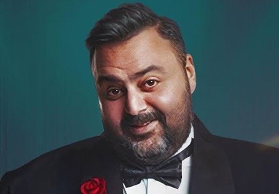 شاهد .. صورة من الكواليس تشعل الحماس.. شيكو يعلن اقتراب "اللعبة 5"