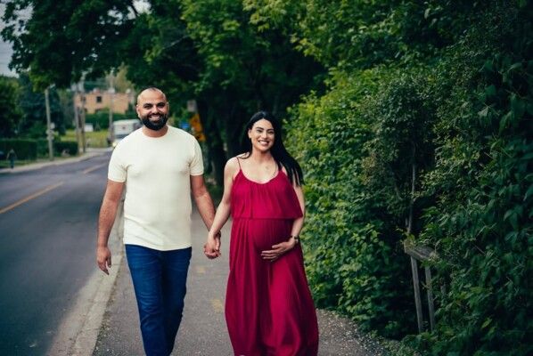 شاهد .. بريجيت ياغي تستقبل مولودها الأول