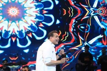 شاهد .. نانسي عجرم وحكيم يُشعلان "ليالي مراسي" في الساحل الشمالي