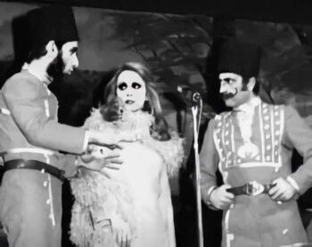 شاهد .. علاقة معقدة وخلافات كثيرة.. إليكم مجموعة صور جمعت السيدة فيروز بـ زياد الرحباني