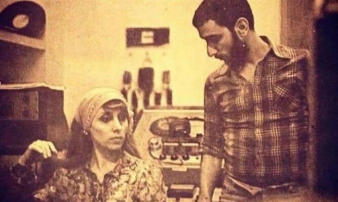 شاهد .. علاقة معقدة وخلافات كثيرة.. إليكم مجموعة صور جمعت السيدة فيروز بـ زياد الرحباني