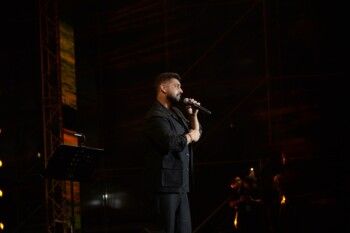 شاهد .. "يا حلو" حديث الجمهور في حفل آدم الأول بمهرجان أعياد بيروت