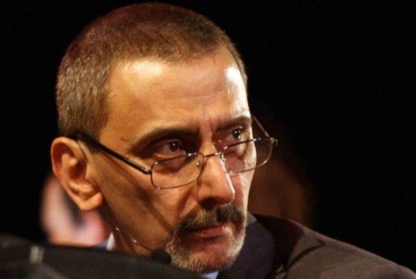 شاهد .. نعش زياد الرحباني يغادر مستشفى فؤاد خوري في الحمرا متوجهاً إلى مثواه الأخير