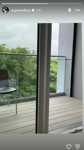 شاهد .. بعد إزالة الورم.. أنغام تشارك هذه اللقطة من غرفتها في المستشفى