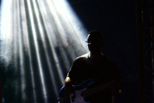 شاهد .. الذكاء الاصطناعي يضرب مجدداً والضحية نجم عالمي