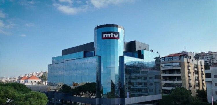 شاهد .. خبر مؤسف .. مراسل الـMTV في المستشفى