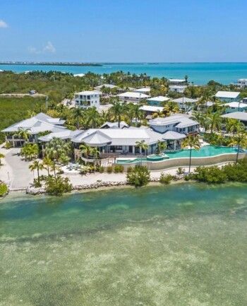 شاهد .. سيدني سويني تشتري قصراً بأجواء خيالية... والسعر خارج المتوقع!