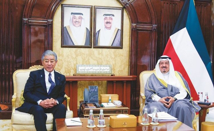 رئيس الوزراء بحث مع وزير خارجية اليابان العلاقات الثنائية والقضايا المشتركة