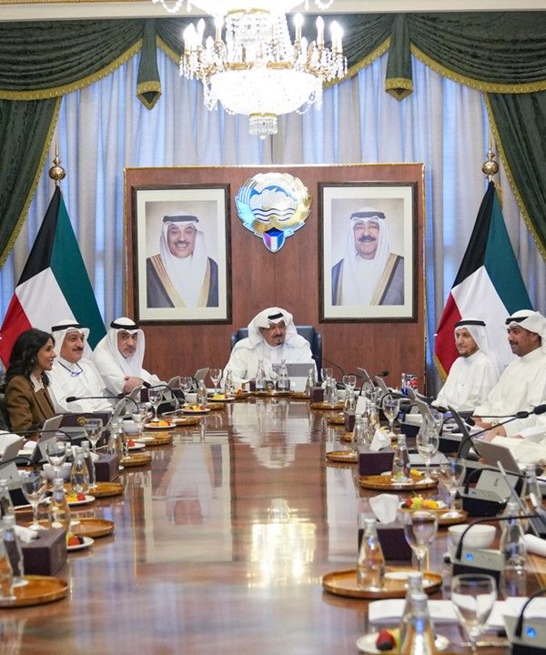 مجلس الوزراء: قبول التبرعات المقدمة من عدد من الشركات والجمعيات التعاونية المتعلقة بتطوير الزراعات التجميلية على الطرق الرئيسية