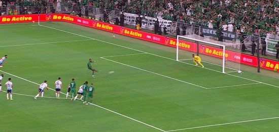 إيفان توني يسجل التعادل لـلأهلي من نقطة جزاء إيفان توني يسجل التعادل لـلأهلي من نقطة جزاء