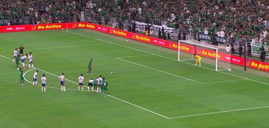 إيفان توني يسجل التعادل لـلأهلي السعودى إيفان توني يسجل التعادل لـلأهلي السعودى