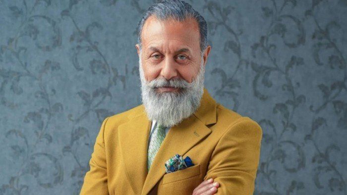 شاهد .. رحيل الفنان العراقي إياد الطائي بعد صراع مع المرض عن عمر 60 عامًا