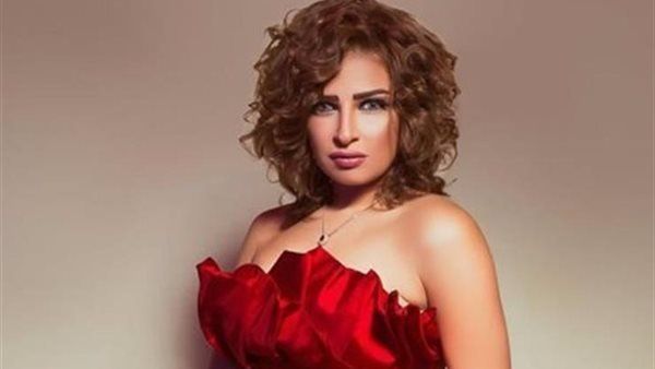 شاهد .. تفاصيل تعرض الفنانة منة جلال لذبحة صدرية مفاجئة