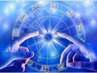 شاهد .. برج العذراء… الدقة والعقلانية سر تميزه بين الأبراج