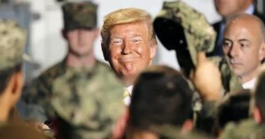 العالم هذا الصباح.. السعودية: جميع حاملى التأشيرات بمختلف أنواعها يمكنهم أداء مناسك العمرة.. تصرفات ترامب الغريبة تفتح الباب حول حالته الذهنية.. وناشطة سويدية تثير الجدل بعد احتجازها فى إسرائيل