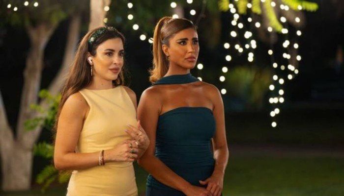 شاهد .. عبد الله بوشهري بين خطيبتين في «عريس وعروستين».. مأزق عاطفي بطابع كوميدي على نتفليكس