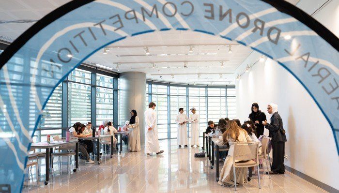 بطولة الكويت الوطنية للروبوتات تنظم ورشة علمية للفتيات بمدينة صباح السالم الجامعية