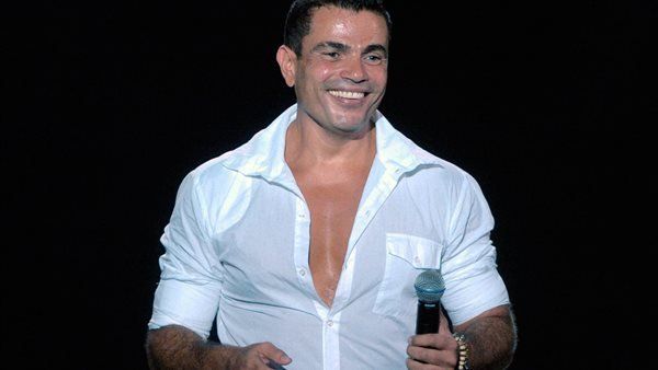 شاهد .. "في عيد ميلاده.. الهضبة عمرو دياب يحتفل بمسيرة فنية ونجاح استثنائى على مدار عقود"