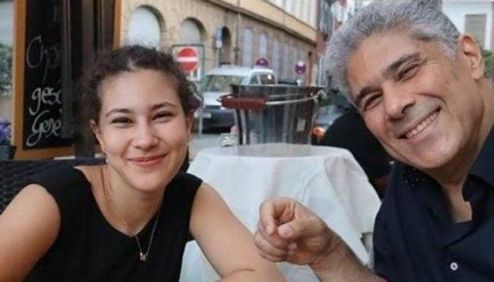 شاهد .. نجاة مريم أبو زهرة من حادث انهيار سقف قصر تاريخي في إيطاليا