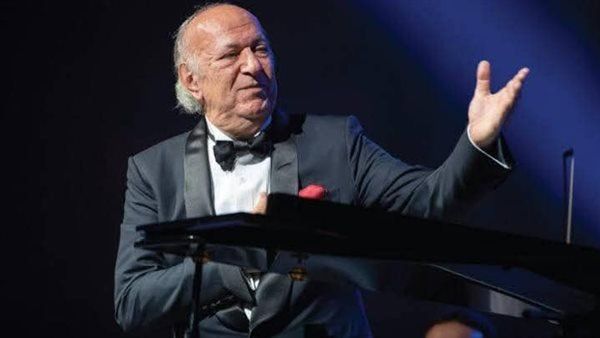 شاهد .. عمر خيرت يحيي حفلا على مسرح النافورة ضمن مهرجان الموسيقى العربية.. هذا الموعد