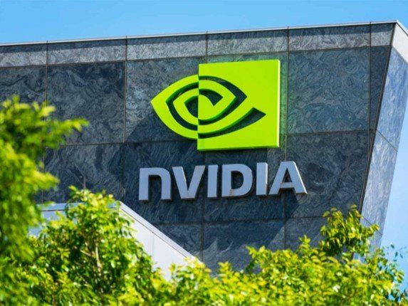 شركة "إنفيديا" تكشف عن أول قرص سيليكون "بلاكويل" لتصنيع الرقائق