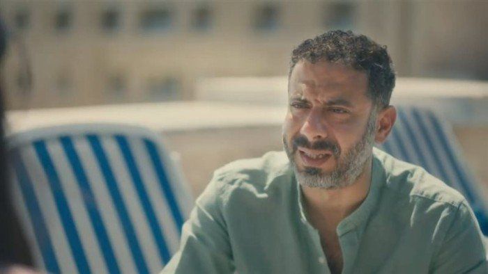 شاهد .. محمد فراج يستأنف تحضيرات مسلسل «أب ولكن» بعد عودته من مهرجان الجونة استعدادًا لرمضان 2026