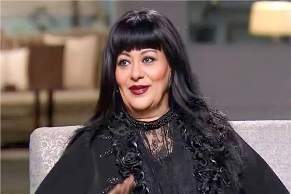 شاهد .. نقابة المهن التمثيلية تنعي شقيق الفنانة فريدة سيف النصر