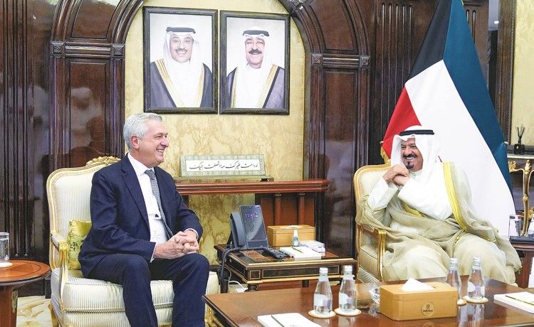 رئيس الوزراء بحث سبل التعاون بين الكويت والمفوضية السامية للأمم المتحدة لشؤون اللاجئين