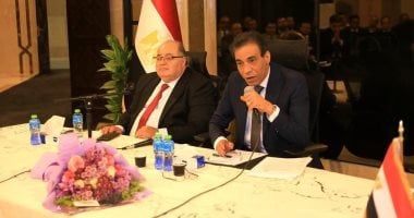 مساعد وزير الخارجية والقنصل المصري بالرياض يلتقيان رموز وممثلي الجالية المصرية بالسعودية