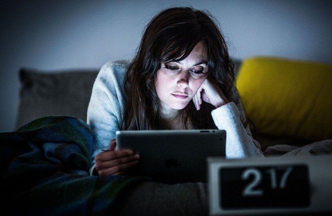 دراسة روسية: السهر وقلة النوم يهددان صحة الطلاب بالسكتات وضعف الذاكرة