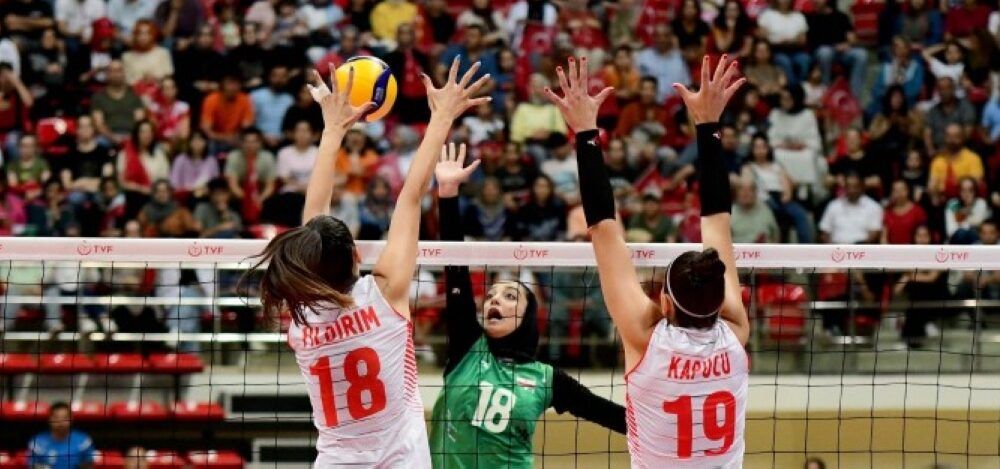 سيدات تركيا يسعين للحفاظ على لقب الطائرة في الرياض 2025