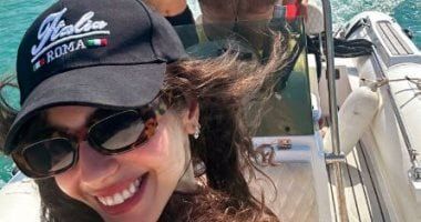 شاهد .. مايان السيد تروّج لفيلم «ولنا في الخيال حب» بمنشور رومانسي في الجونة