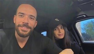 شاهد .. آمال ماهر تعلن رسميا زواجها من رجل الأعمال علي محجوب بعد فترة من الشائعات