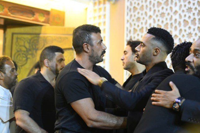 شاهد .. بالصور.. بدء عزاء والد الفنان محمد رمضان بمسجد الشرطة بالشيخ زايد