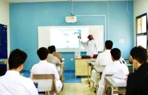 شروط التعاقد مع المعلمين والمعلمات في المدارس الأهلية والعالمية في السعودية