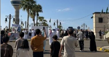 أول سفينة كروز سعودية تصل ميناء ينبع بالفلكلور والتراث.. اعرف التفاصيل