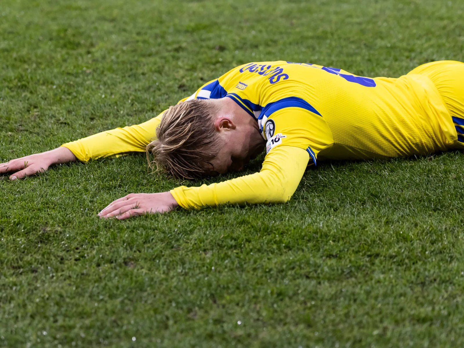 نتائج كارثية لمنتخب السويد في تصفيات كأس العالم 2026